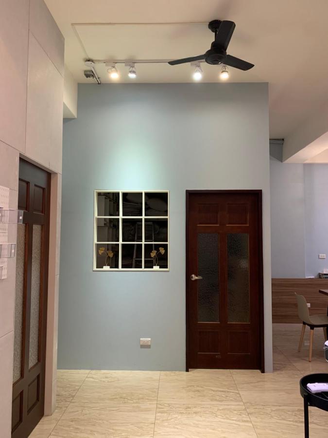 וולי 910 Hostel 城南館-自助入住 מראה חיצוני תמונה