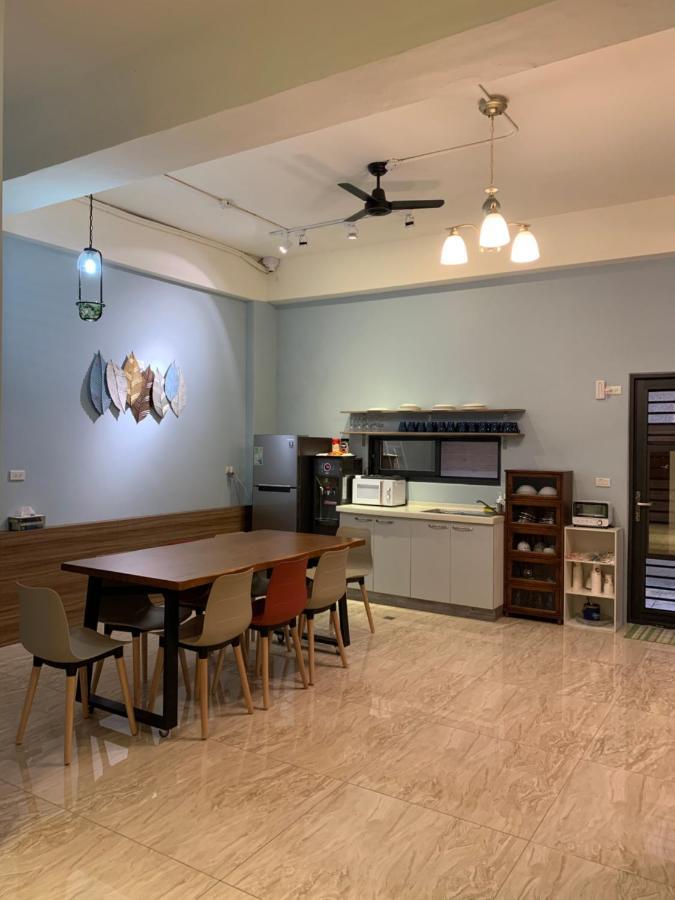 וולי 910 Hostel 城南館-自助入住 מראה חיצוני תמונה