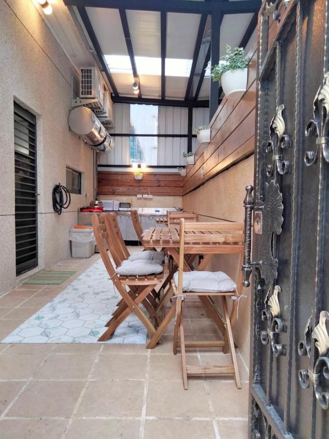וולי 910 Hostel 城南館-自助入住 מראה חיצוני תמונה
