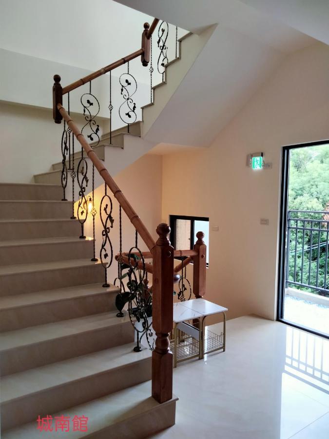 וולי 910 Hostel 城南館-自助入住 מראה חיצוני תמונה